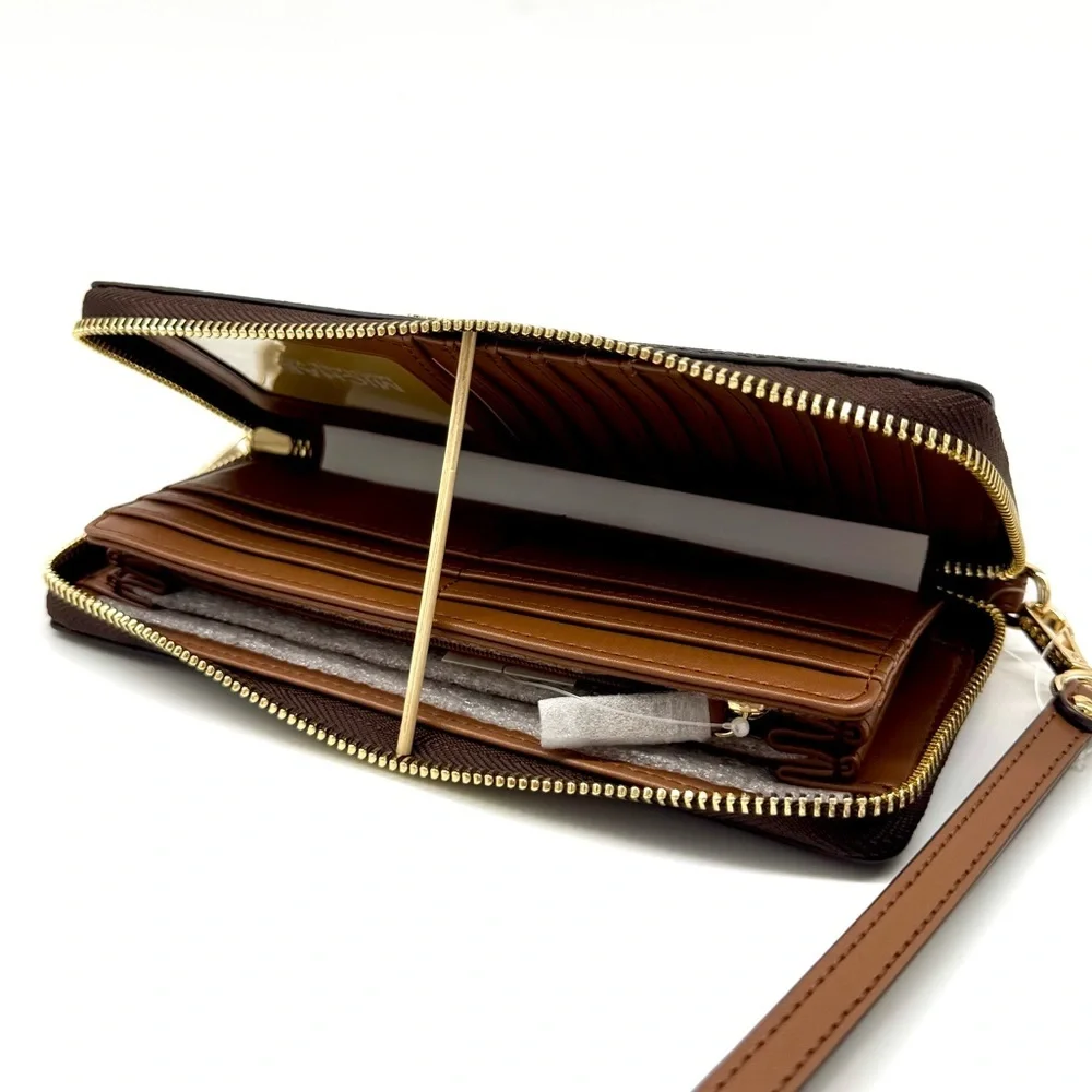 Michael Kors Large Jet Set Travel Signature Continental Wallet Wristlet Brown